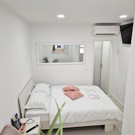 Room M&M Ντουμπρόβνικ Εξωτερικό φωτογραφία