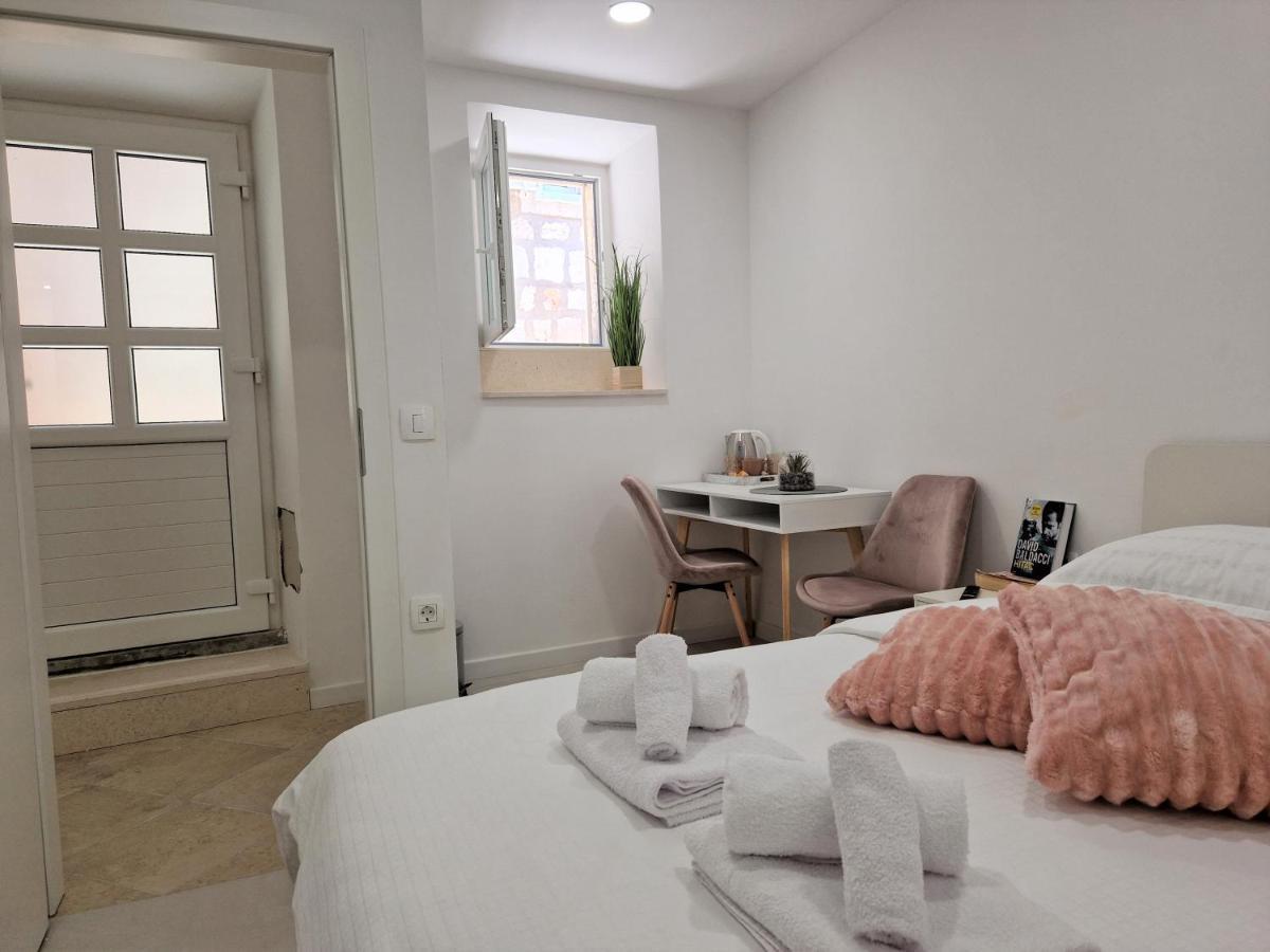 Room M&M Ντουμπρόβνικ Εξωτερικό φωτογραφία