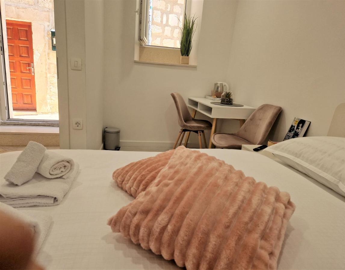 Room M&M Ντουμπρόβνικ Εξωτερικό φωτογραφία