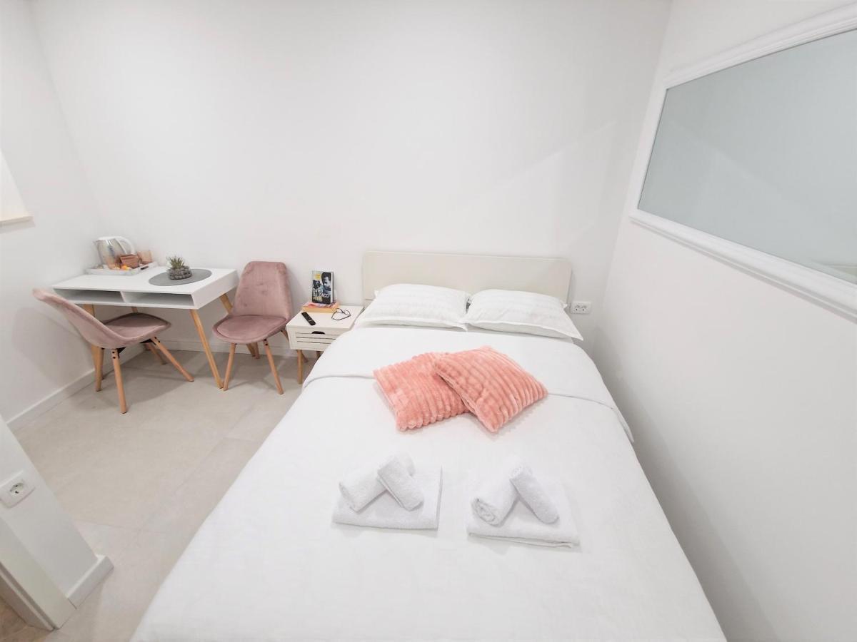 Room M&M Ντουμπρόβνικ Εξωτερικό φωτογραφία